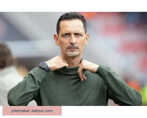 法兰克福主帅战术风格解析：注重高位逼抢与快速转换